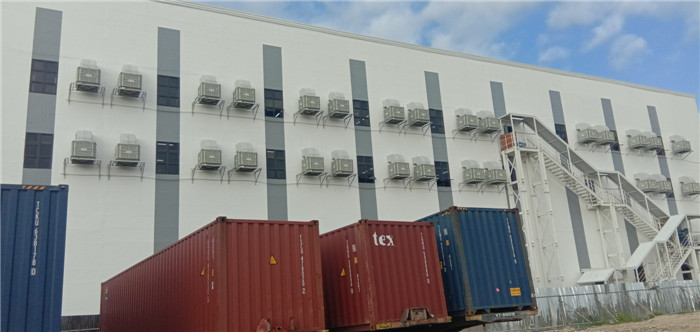 橡塑車(chē)間降溫通風(fēng)_環(huán)保…